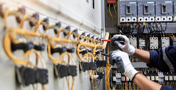 Professional Electrician technician working in Varnell, GA